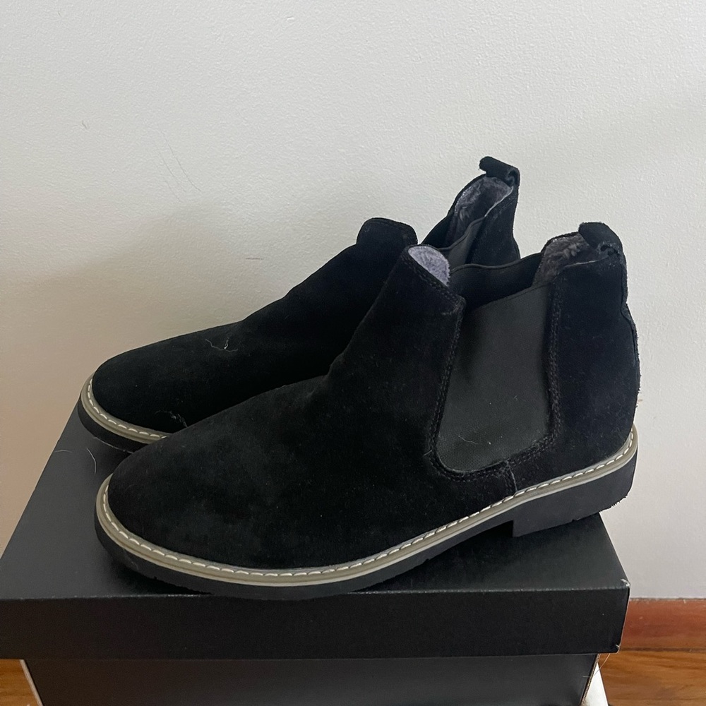 Men’s boots size 7